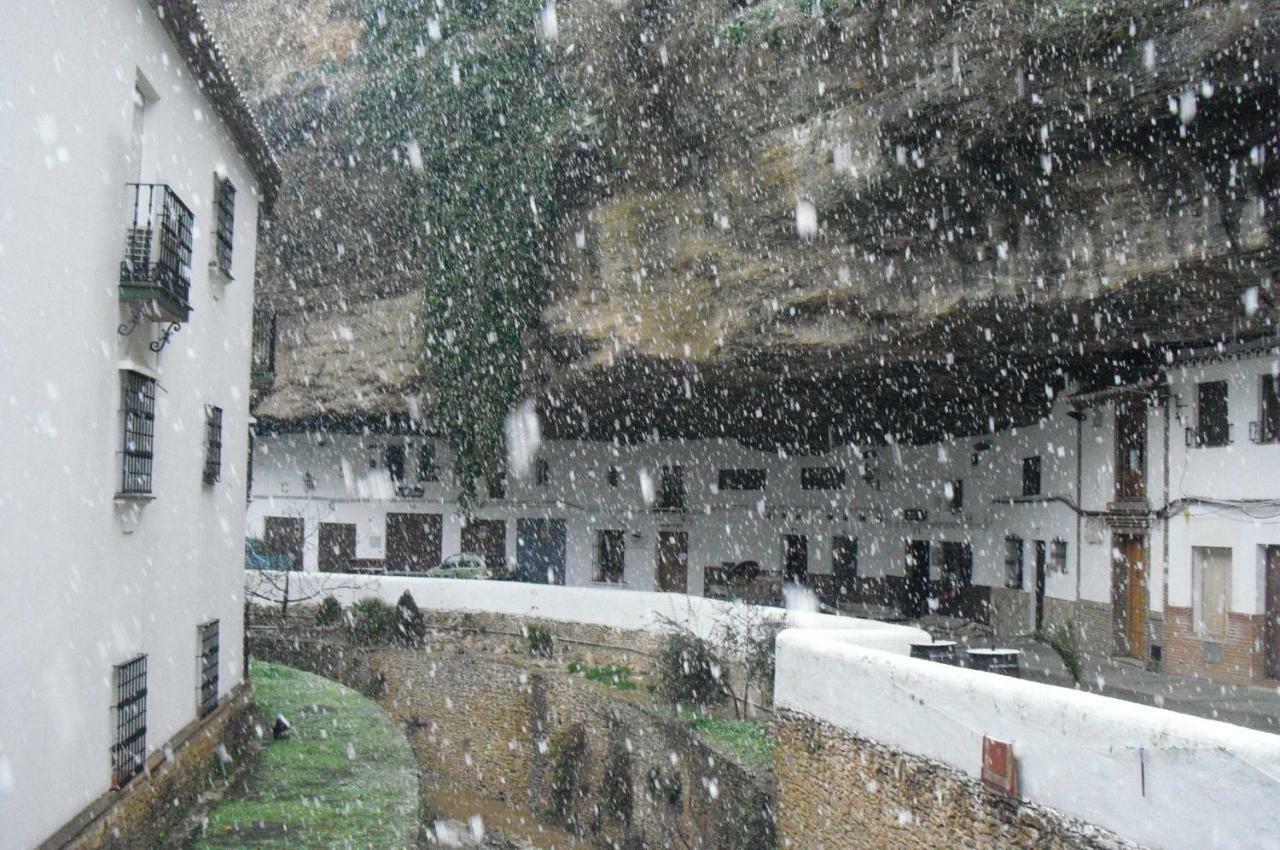 La Casa Del Rio Leilighet Setenil De Las Bodegas Eksteriør bilde